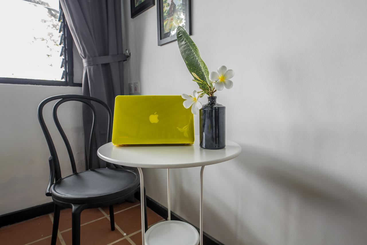 The Marian Boutique Lodging House Кучинг Экстерьер фото