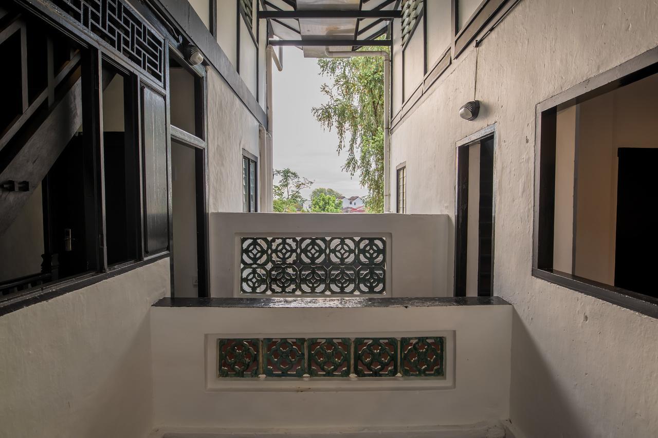 The Marian Boutique Lodging House Кучинг Экстерьер фото