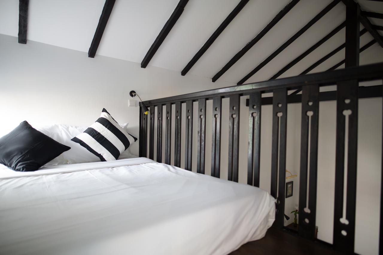 The Marian Boutique Lodging House Кучинг Экстерьер фото