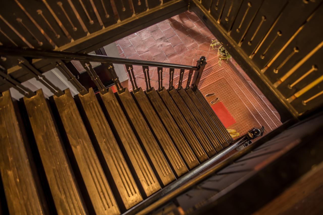 The Marian Boutique Lodging House Кучинг Экстерьер фото