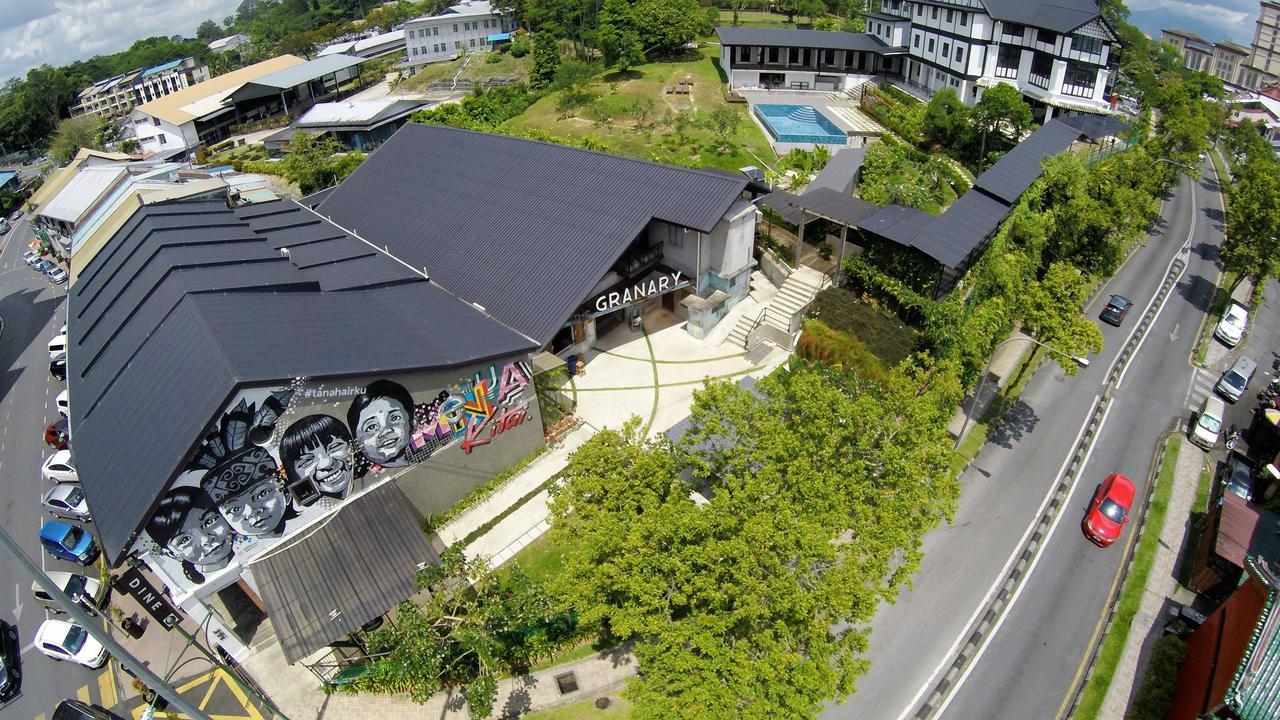 The Marian Boutique Lodging House Кучинг Экстерьер фото