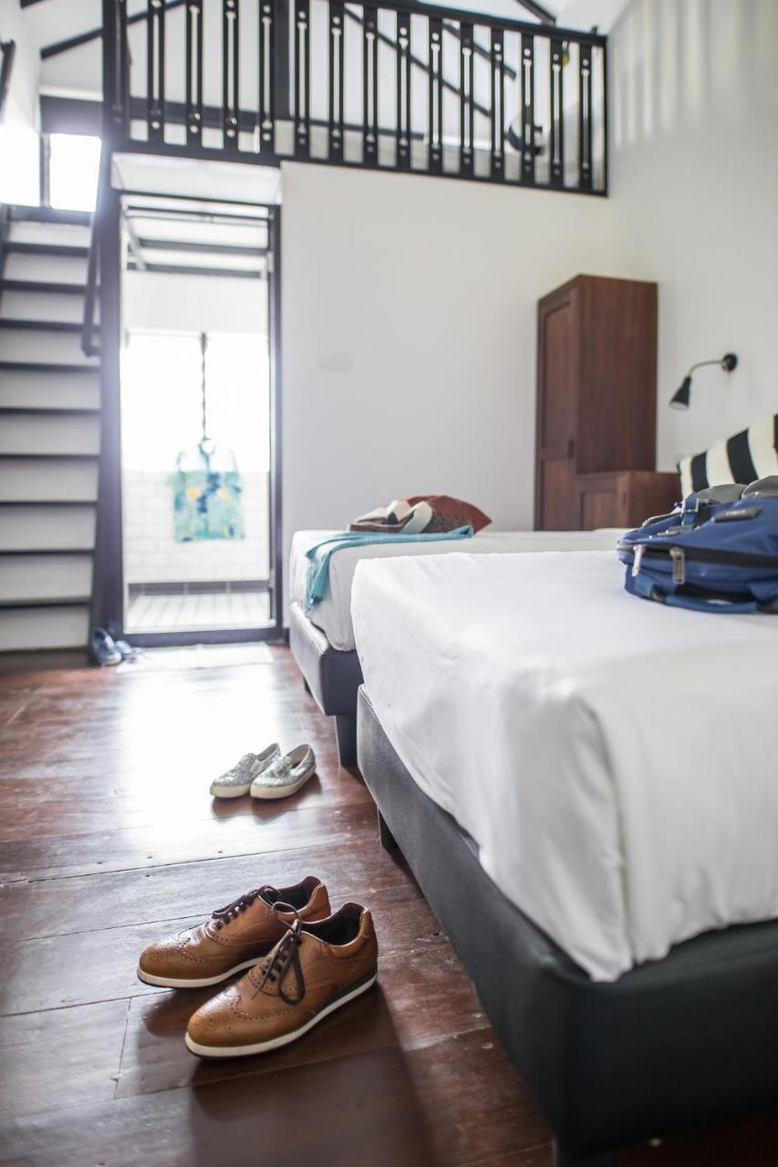 The Marian Boutique Lodging House Кучинг Экстерьер фото